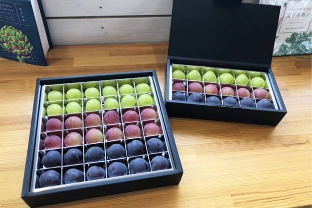 高級感を演出する！贈答用果物にふさわしい包装資材の選び方